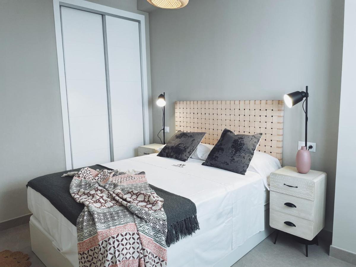 Apartamentos Martalia Namar Centro รอนดา ภายนอก รูปภาพ