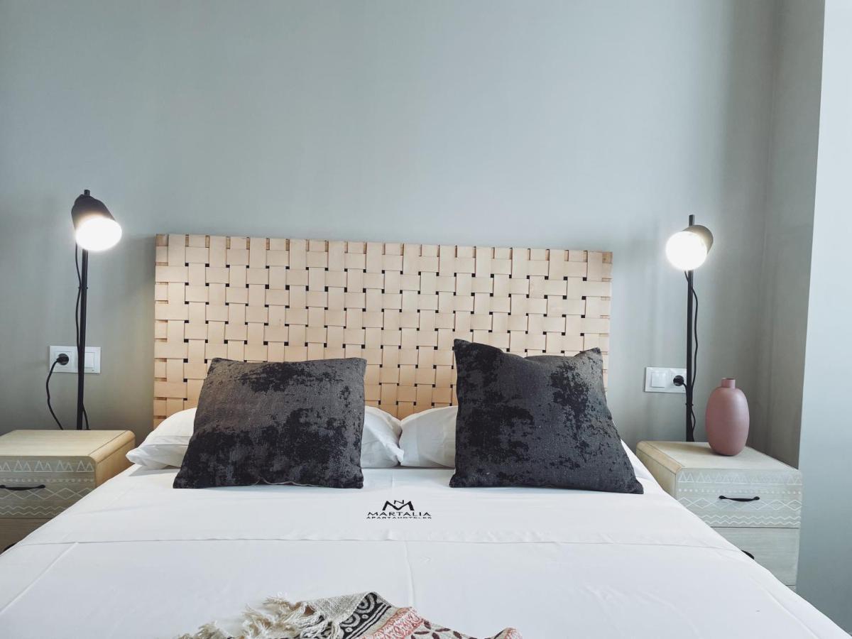Apartamentos Martalia Namar Centro รอนดา ภายนอก รูปภาพ